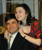 Pic1 Paul and Corie Bratter played by Stephen Johanson and Louise Aldus